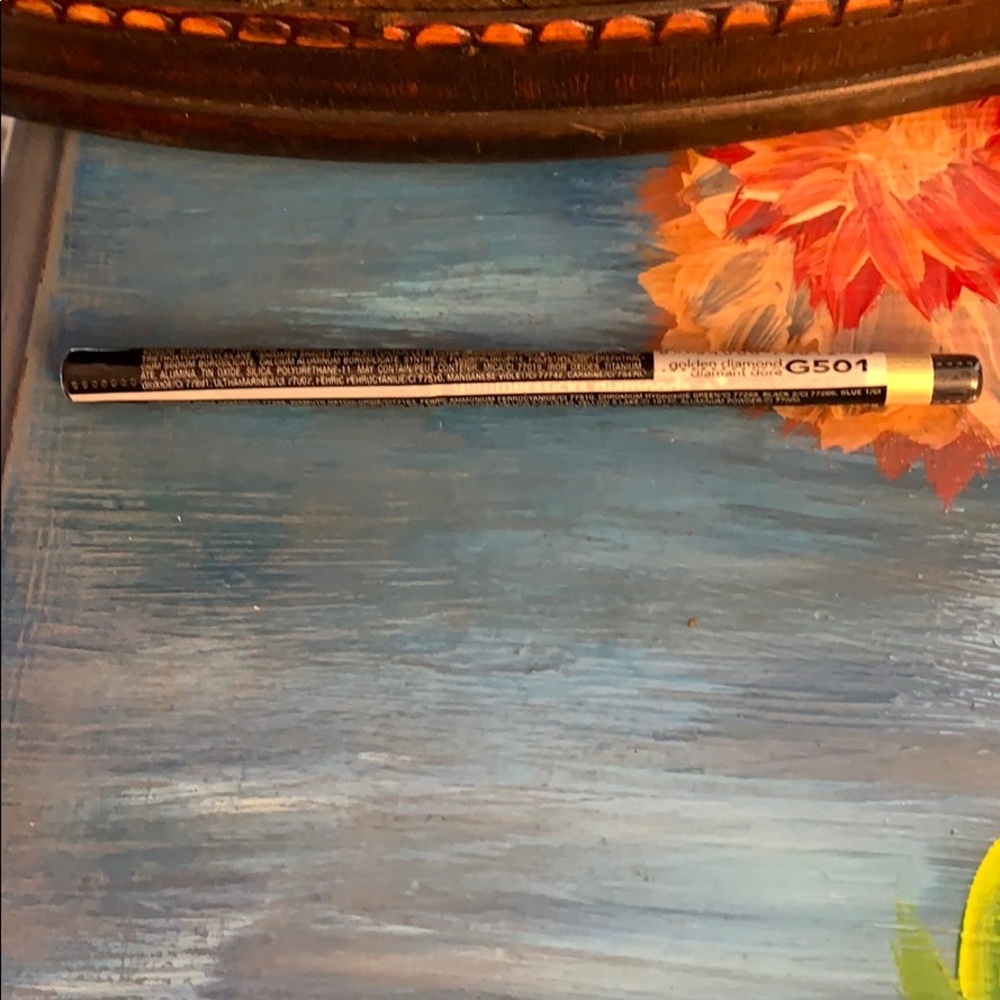 Avon glimmer sticks, golden diamond